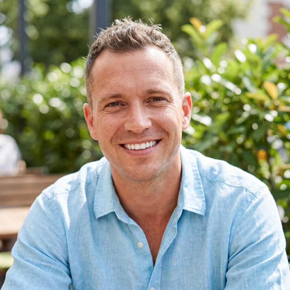Oil Pulling Coconut Oil for Men — Cleaner Mouth in use